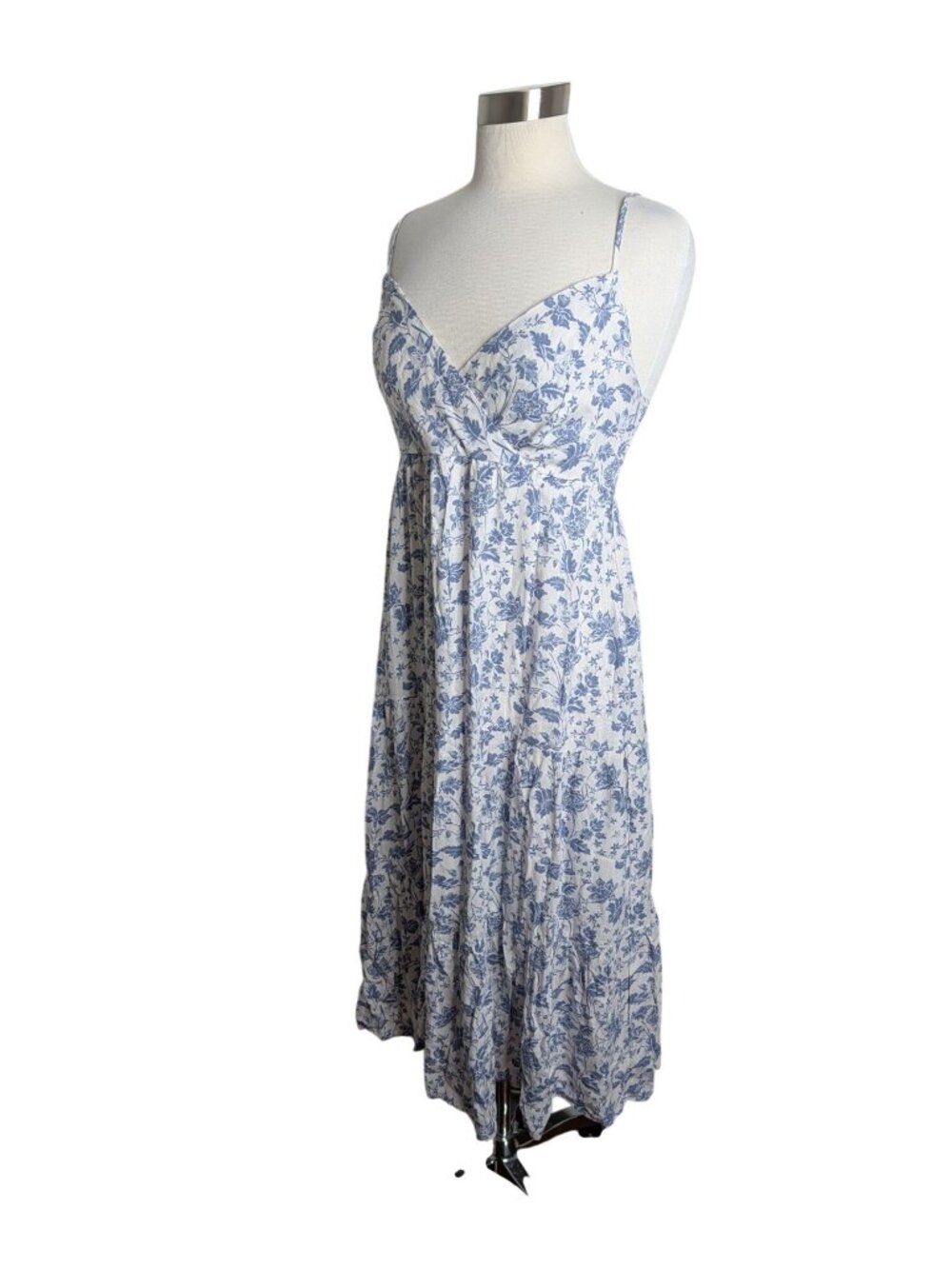 Becool Blue & White Floral Maxi Dress Smocked Back Lined Size Medium Coastal Cot - Picture 2 of 14